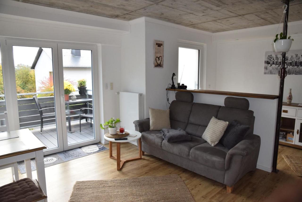 Haus Sonnenweg 6 Auf Der Sonnenseite Im Westerwald เฮอร์-เกรนซ์เฮาเซน ภายนอก รูปภาพ
