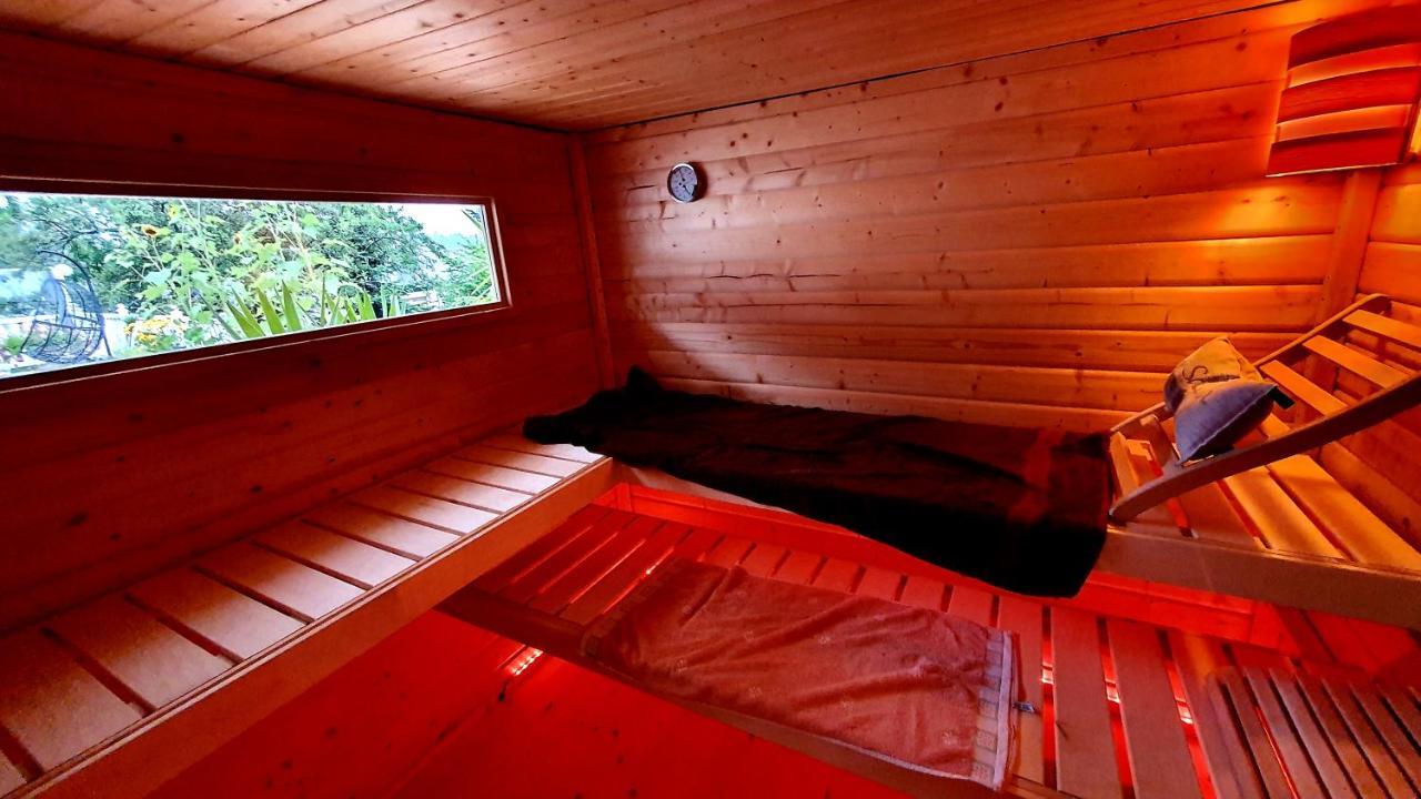 Haus Sonnenweg 6 Auf Der Sonnenseite Im Westerwald เฮอร์-เกรนซ์เฮาเซน ภายนอก รูปภาพ
